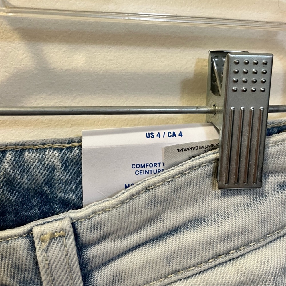 H&M Ripped Mom Jeans - Picture 6 of 6
